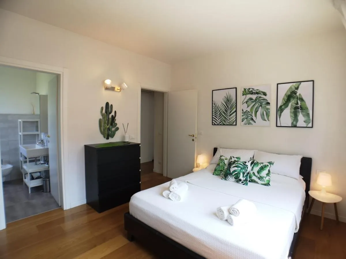 Convenient Family Apt With Private Parking Μέστρε Διαμέρισμα