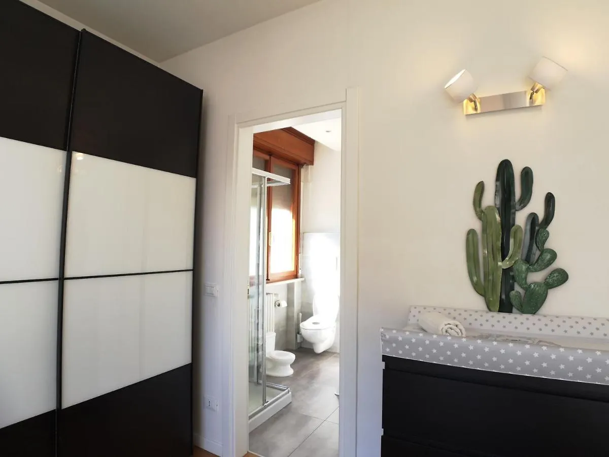 Convenient Family Apt With Private Parking Μέστρε 0*,