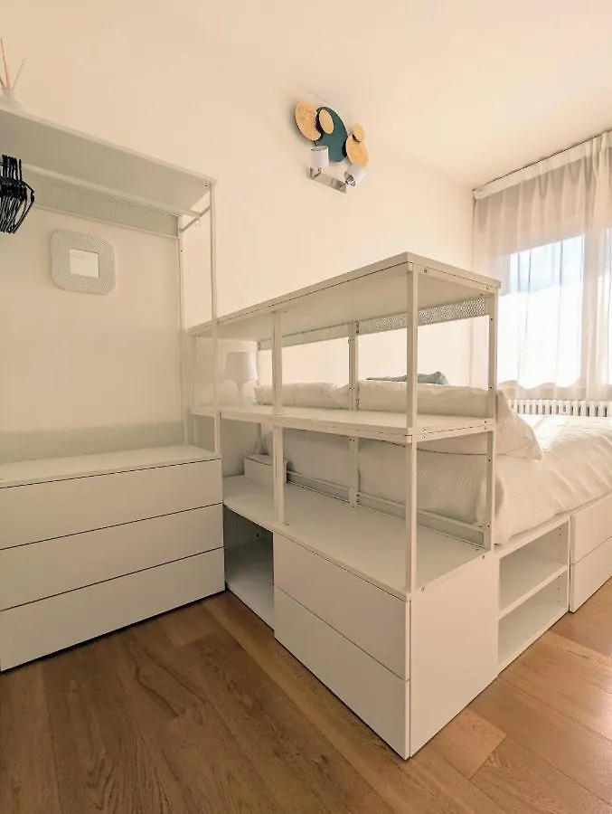 Διαμέρισμα Convenient Family Apt With Private Parking Μέστρε